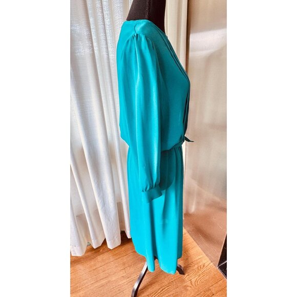 Vintage 80s A-line dress, turquoise, pleated bodice, assorted belt, long sleeves - Picture 6 of 8
